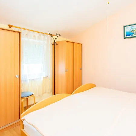 Apartment With Parking Space - 24901 Vir